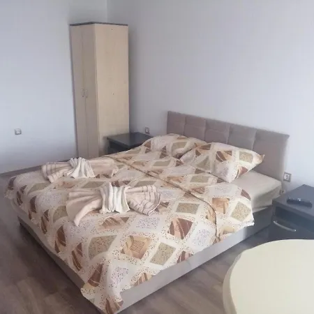 Lägenhet Kamenjar Novi Sad