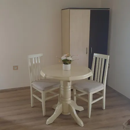 Lägenhet Kamenjar Novi Sad